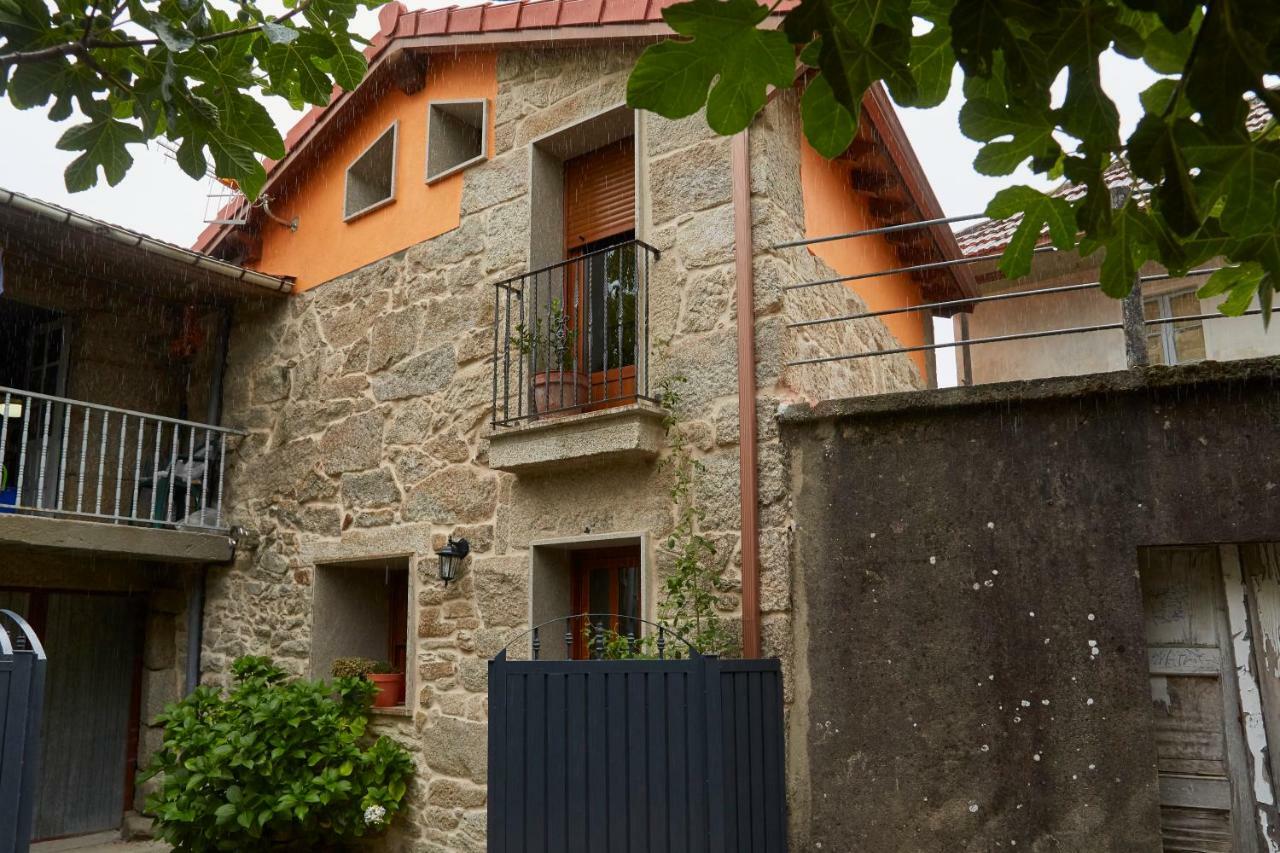 A Cucada Apartment Sabariz Luaran gambar